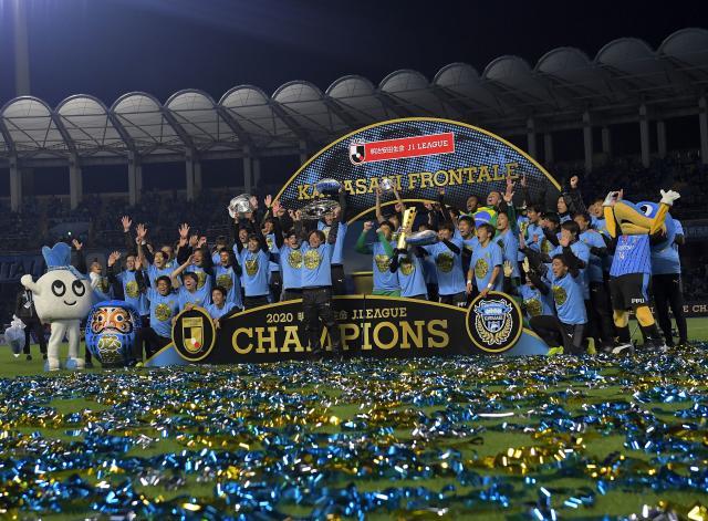 开云-恒大劲敌剑指联赛亚冠双冠王：努力让对手碰不到球